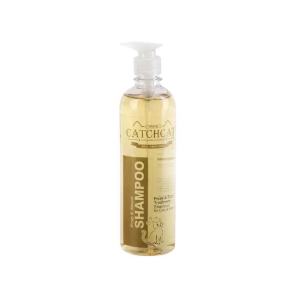 Catch Cat shampoo for flea and tick treatment of cats